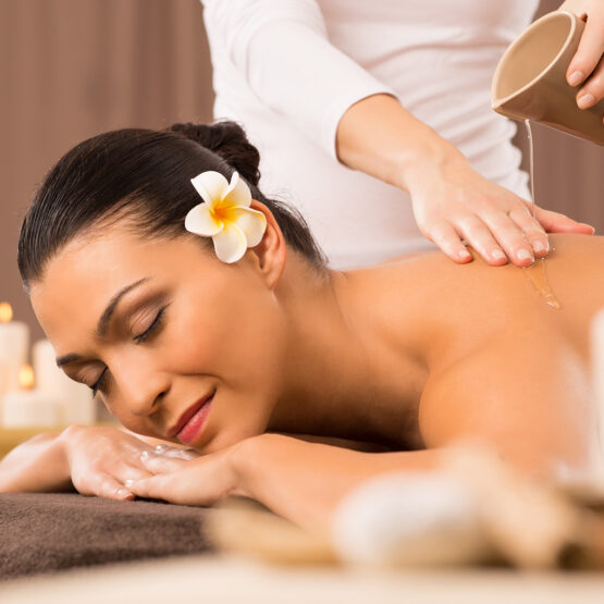 Lomi Lomi massage lasting 45 minutes