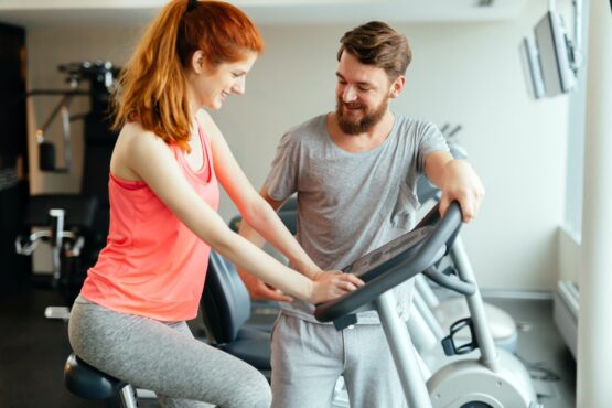 Personal trainer giving instructions